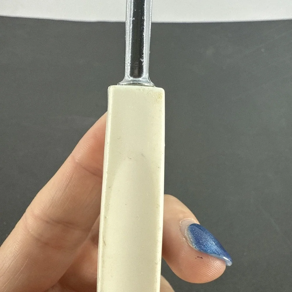 Vintage Androck Spatula /Flipper ~White Plastic Handle ~ Made in USA
